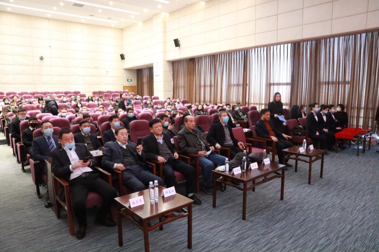 正業(yè)地產(chǎn)事業(yè)部丨乘風(fēng)破浪 夢想同行  2020年度表彰大會圓滿成功！(圖1)