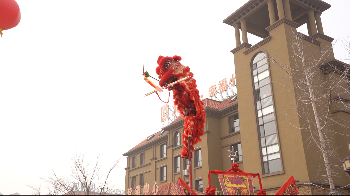 龍?zhí)ь^賞舞獅，二月二齊聚歐洲城·幸福小鎮(zhèn)(圖3)