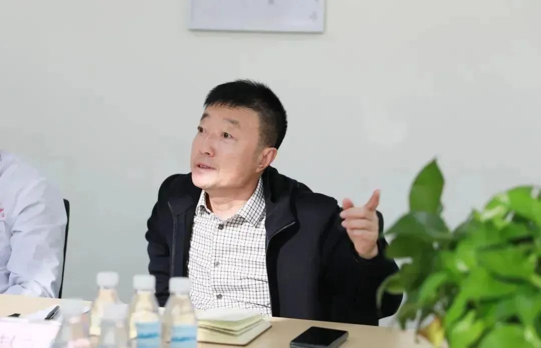 龍港區(qū)人大、區(qū)政府領(lǐng)導(dǎo)一行視察調(diào)研龍港國(guó)際醫(yī)療健康產(chǎn)業(yè)園(圖14)