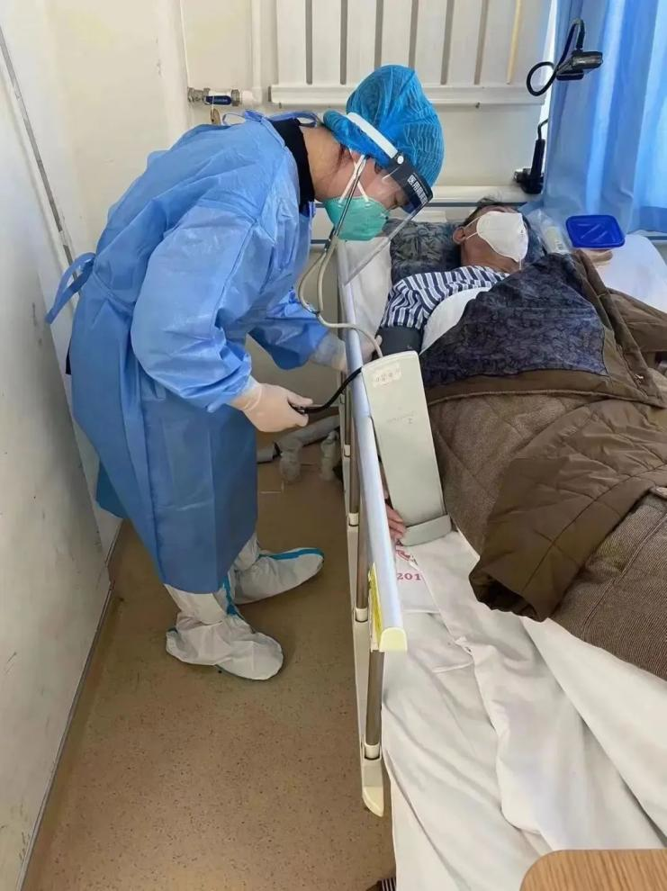 人民醫(yī)院為人民，市二院舉全院之力保障醫(yī)療救治，牢守生命防線！(圖4)