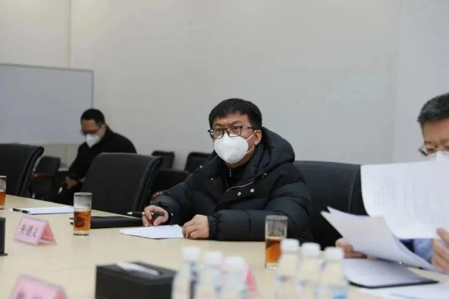副市長朱德義等領(lǐng)導到我院調(diào)研指導醫(yī)療救治工作并慰問一線醫(yī)務人員(圖2)