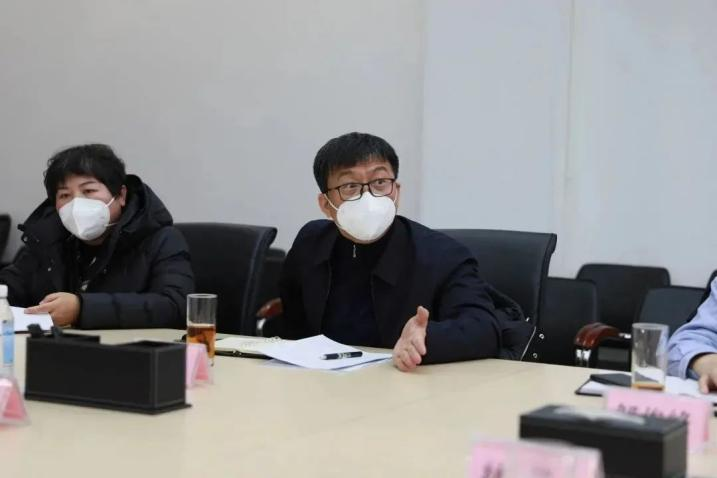 副市長朱德義等領(lǐng)導到我院調(diào)研指導醫(yī)療救治工作并慰問一線醫(yī)務人員(圖3)